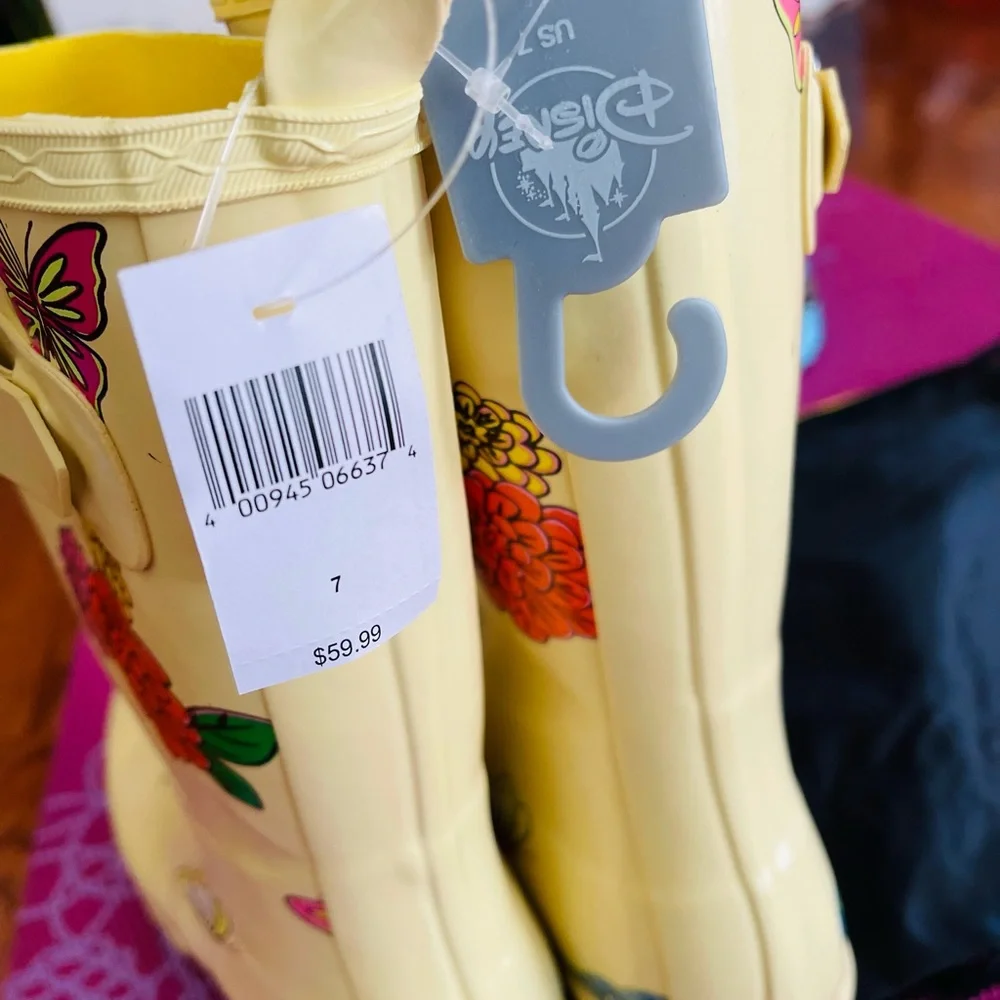 Disney parks women rain boots size7